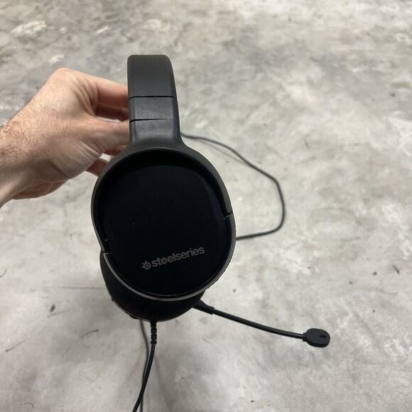 Steelseries Arctis 1 Gaming headset Wired for PS4/PS5 Xbox One X & S Series - Picture 6 of 8